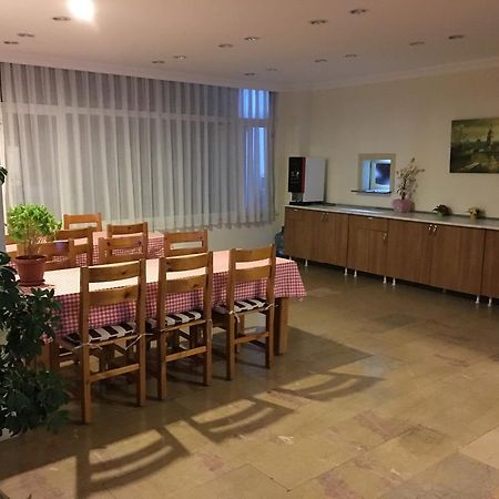 Unver Hotel Мармарис Экстерьер фото