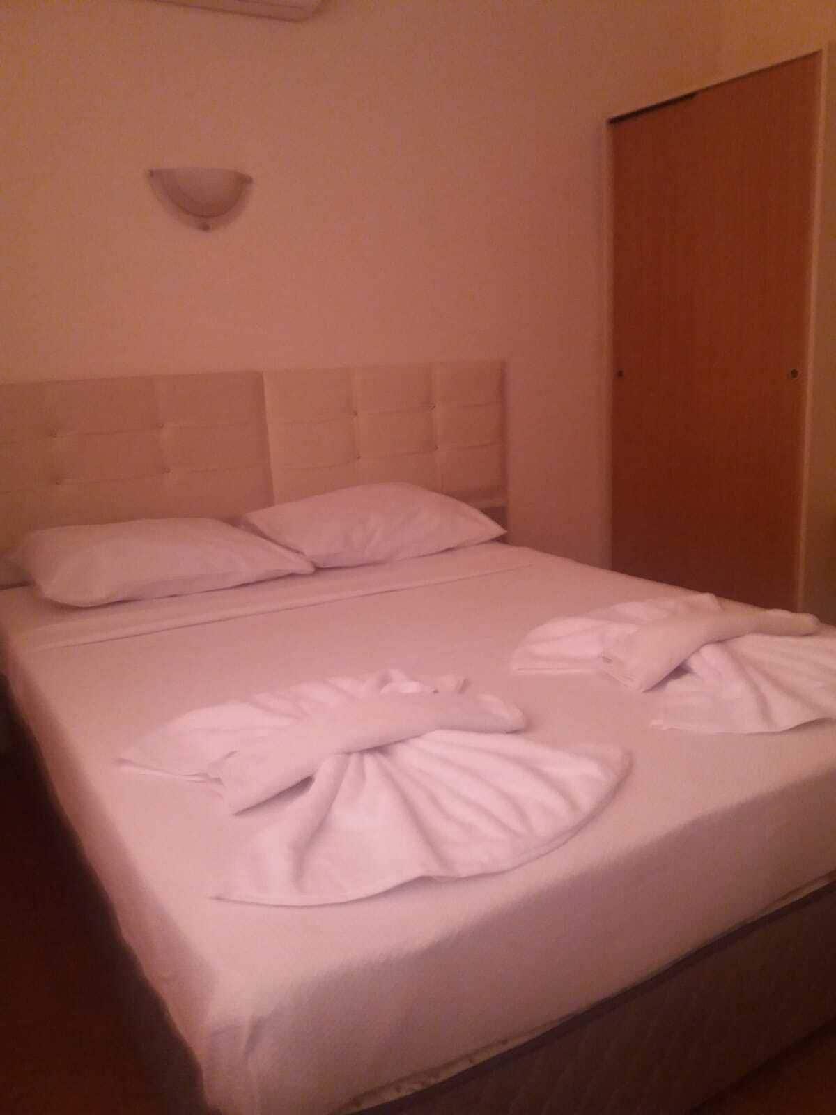Unver Hotel Мармарис Экстерьер фото