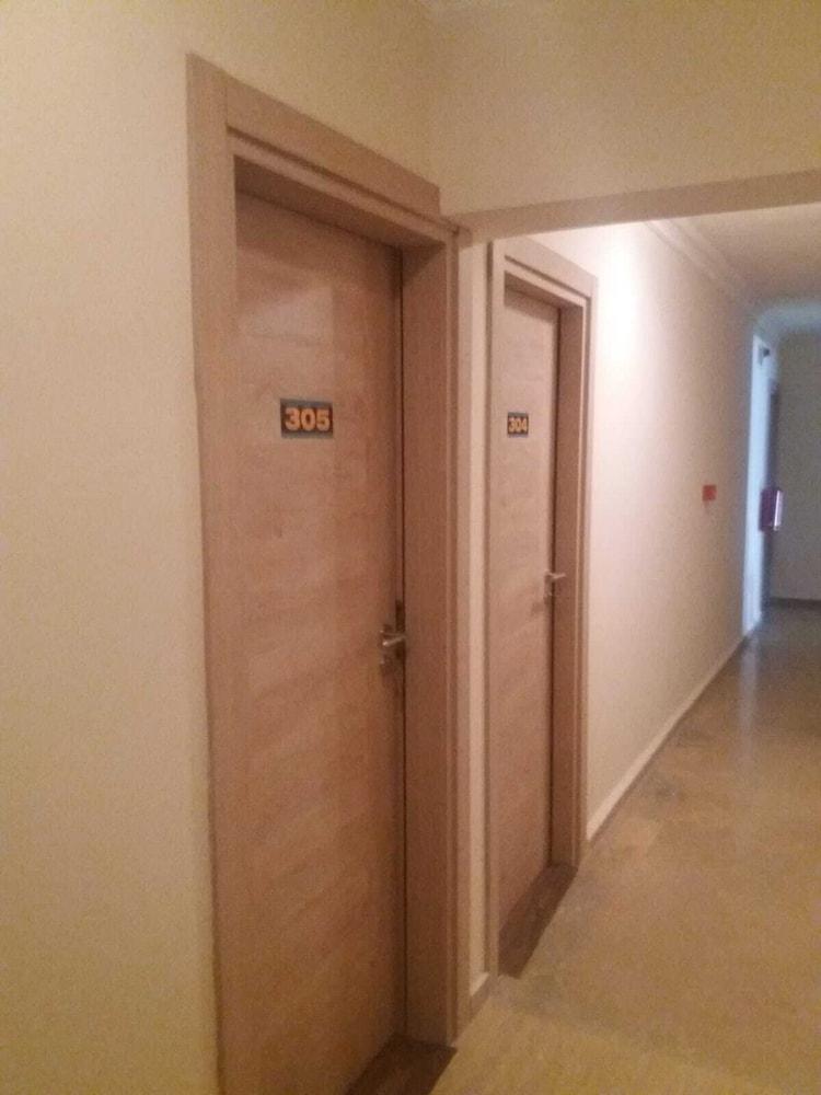 Unver Hotel Мармарис Экстерьер фото