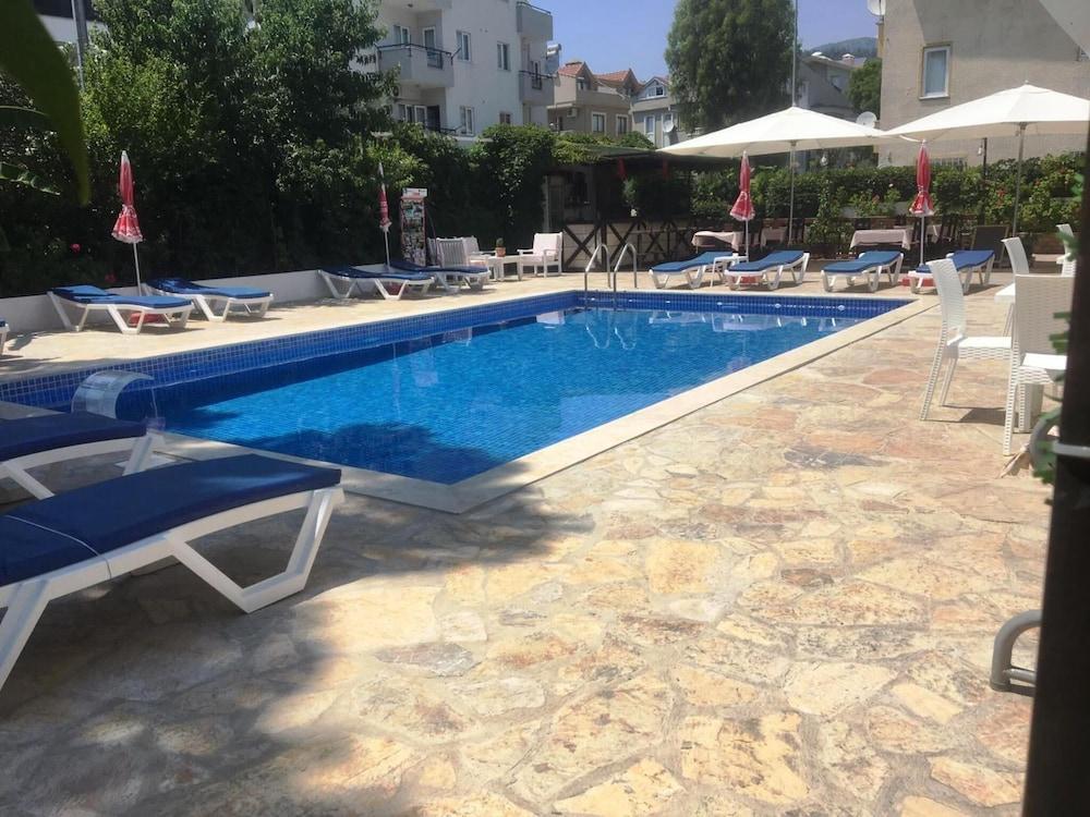 Unver Hotel Мармарис Экстерьер фото