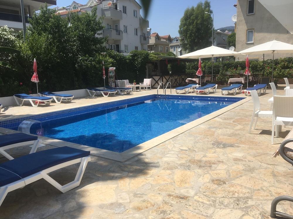 Unver Hotel Мармарис Экстерьер фото