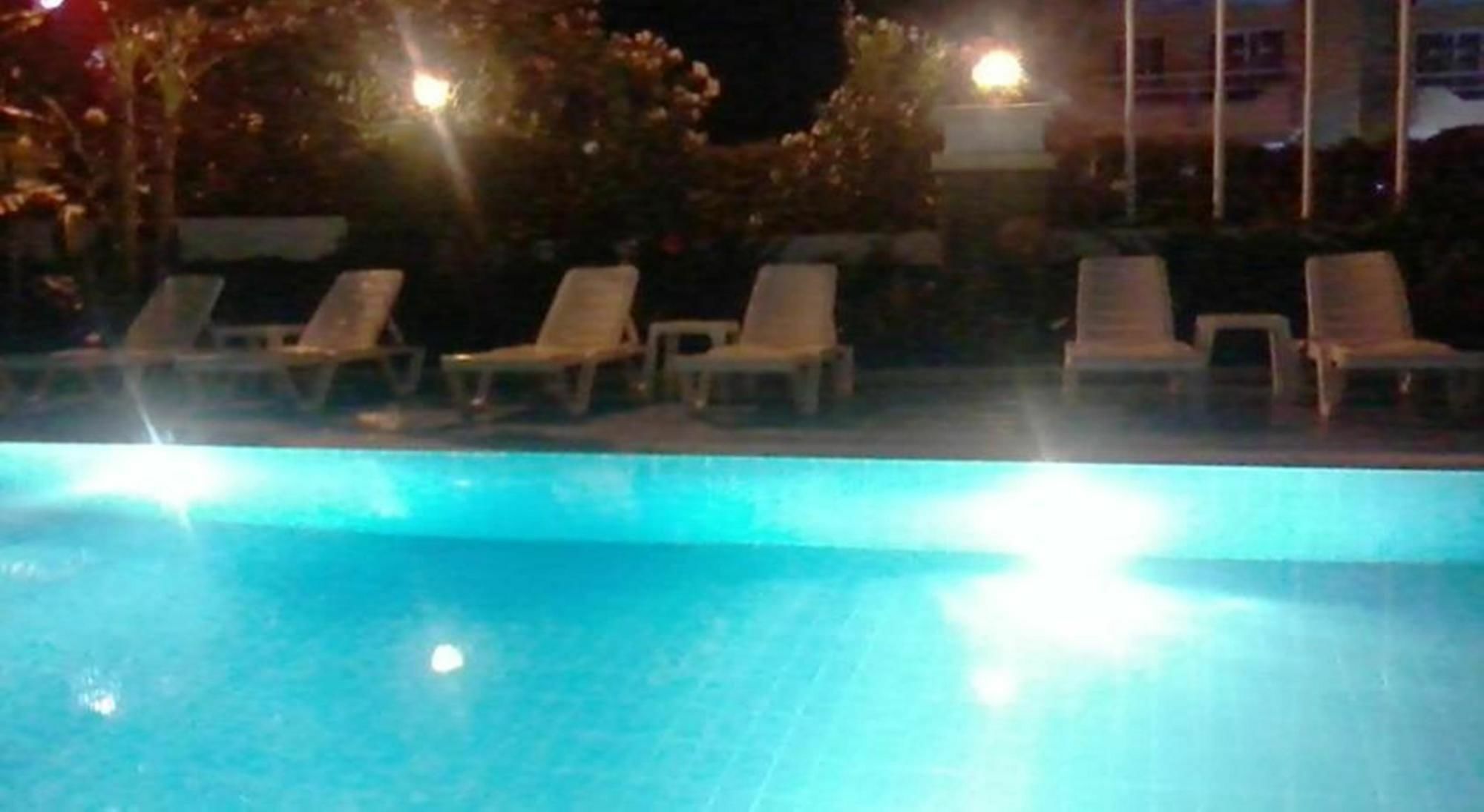 Unver Hotel Мармарис Экстерьер фото
